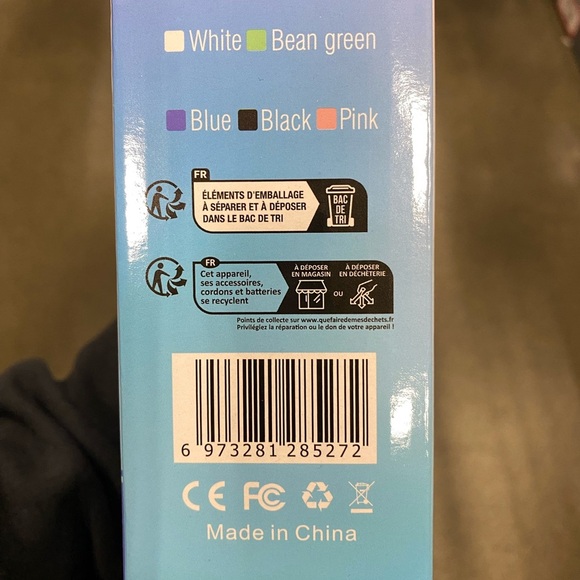 LED Wireless Charging Speaker with Rainbow Design - Picture 2 of 4